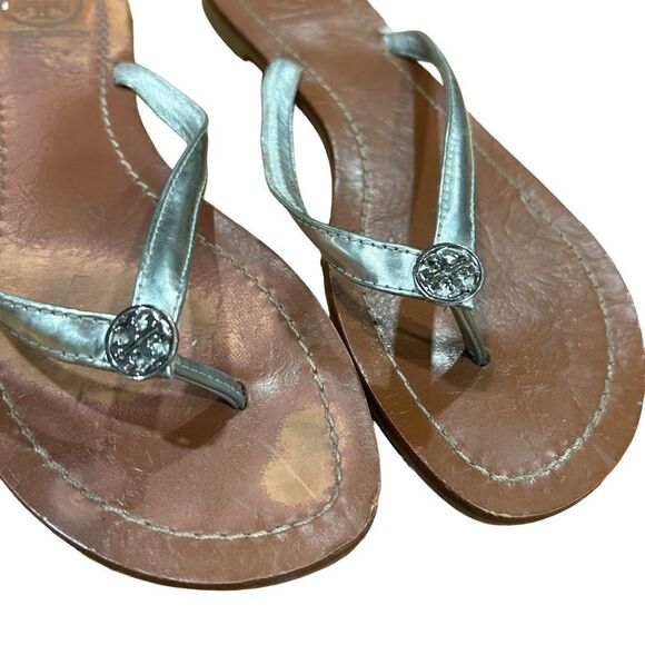 Tory Burch Silver Metallic Terra Thong Sandals - Picture 10 of 14